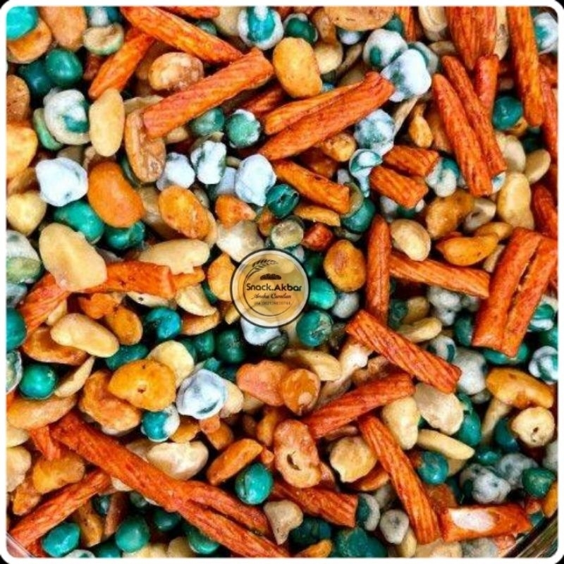 

Kacang koro mix Jaipong kemasan standing pouch 250gr/kacangkoromixenakmurah/kacangmix/snackenakmurah/anekacamilan