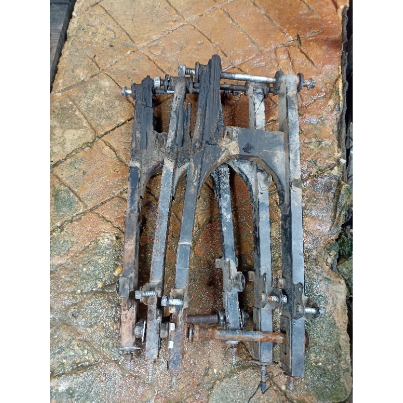 SWING ARM TIGER REVO TIGER 2000 ORIGINAL COPOTAN