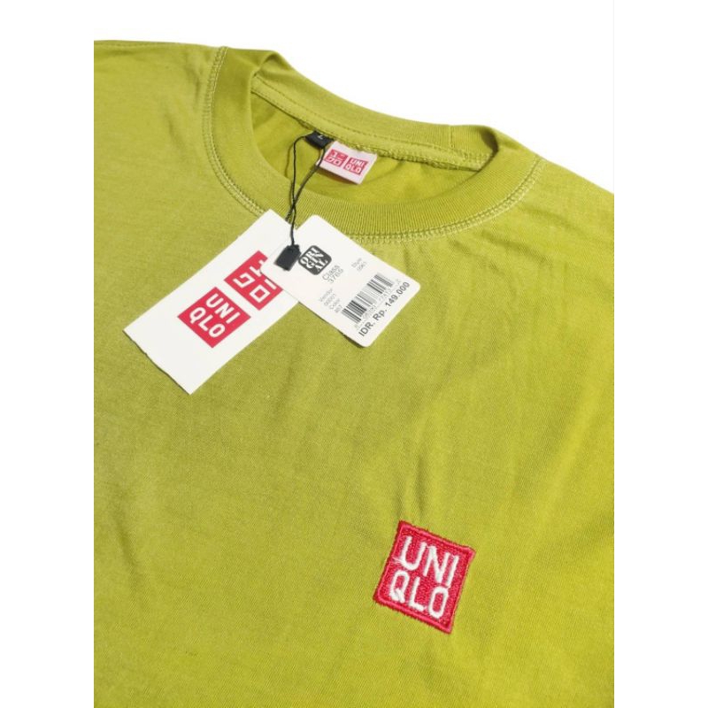 Baju Kaos Pria UNIQLO Polos Logo Bordir Simple