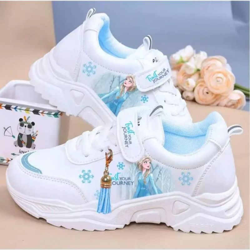 Sepatu Sneakers Anak Perempuan umur 2 - 9 Tahun Warna Putih Motif Kartun Cantik