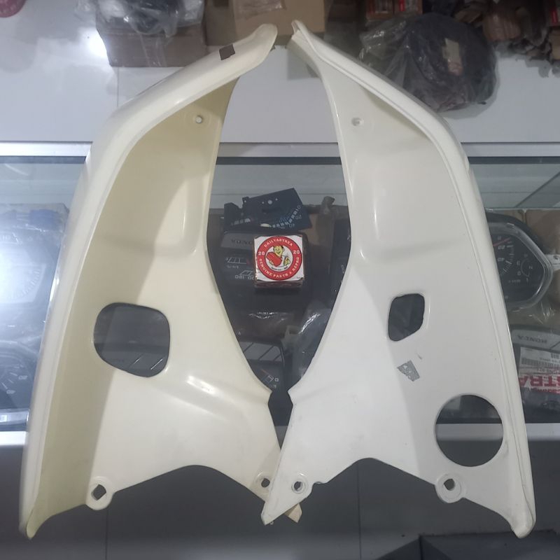 LEGSHIELD LEGSIL LEKSIL SAYAP PUTIH KANAN KIRI ASTREA GRAND BULUS LEGENDA ORIGINAL ORI AHM