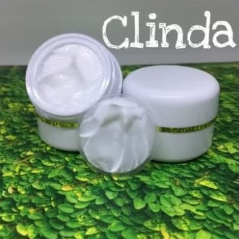 Cl1nd4 //  Acne White Glow