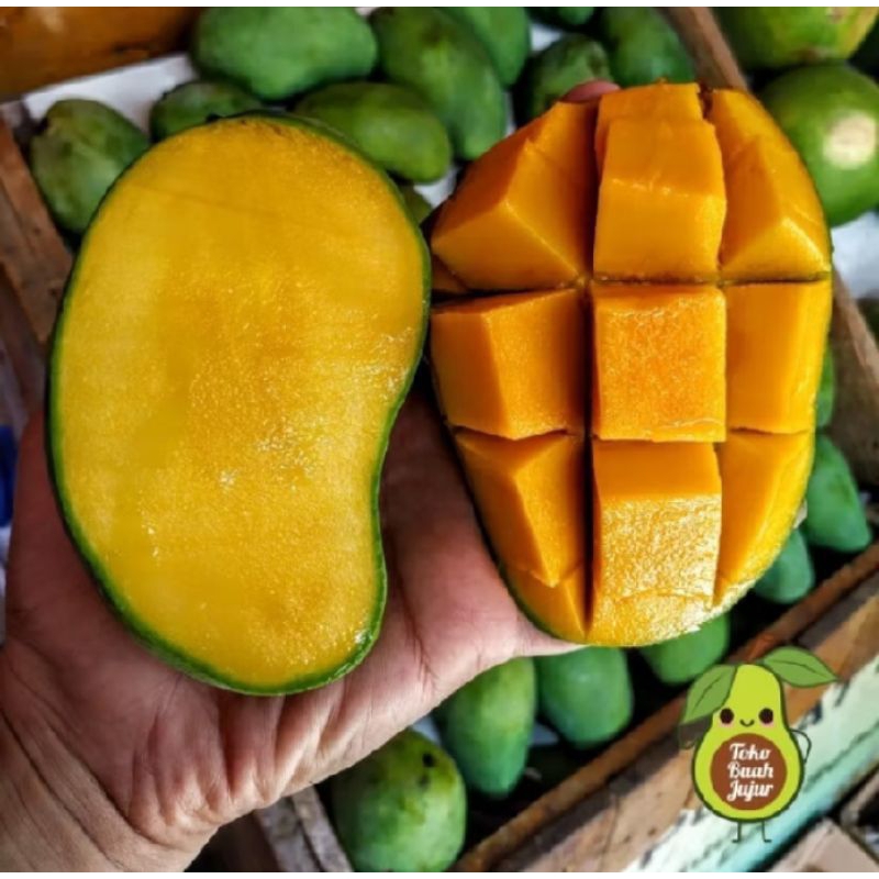 

MANGGA HARUMANIS 1 KG FRESH