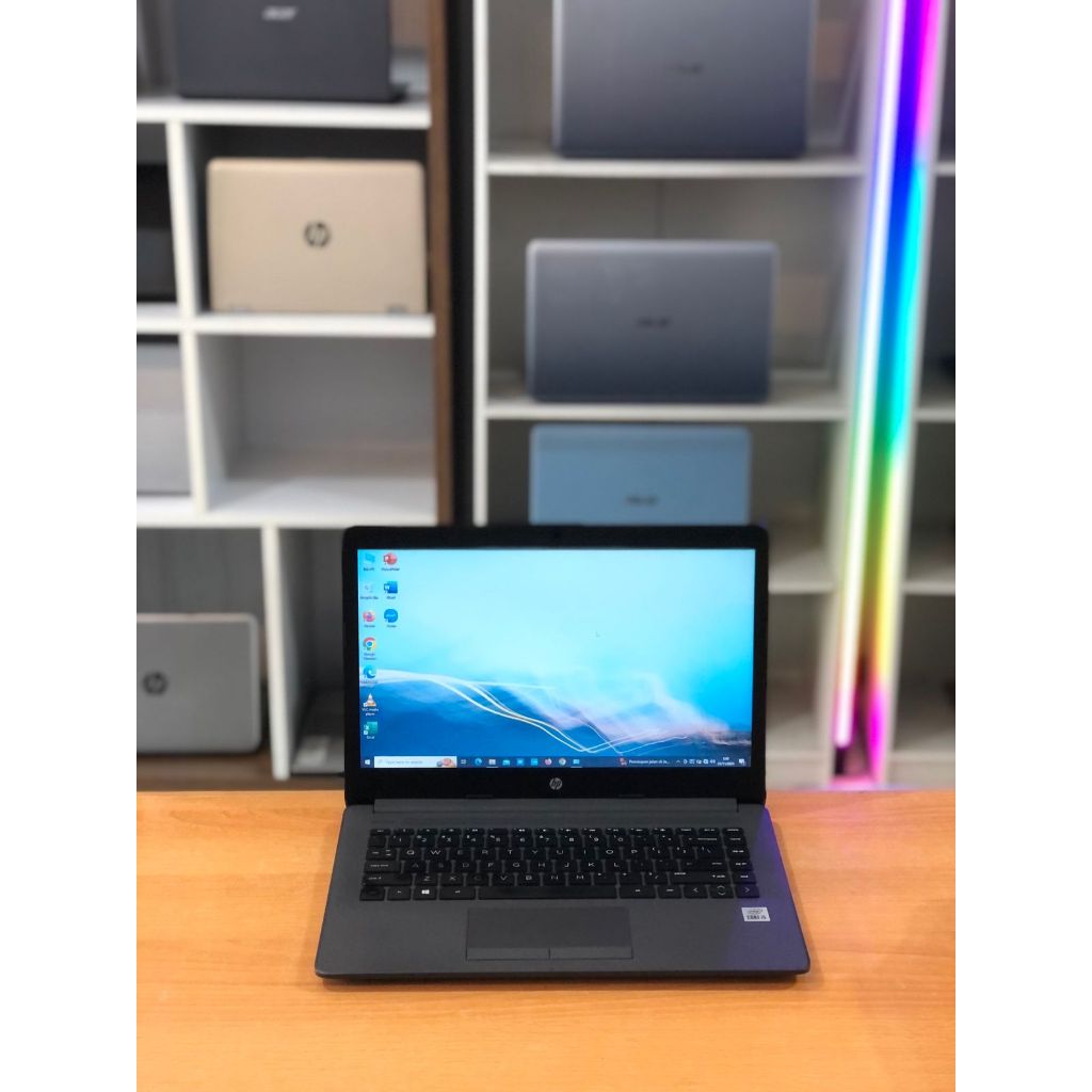 HP 240-G8 | CORE i3-1135G4 | 4 GB | SSD 256 GB | GARANSI
