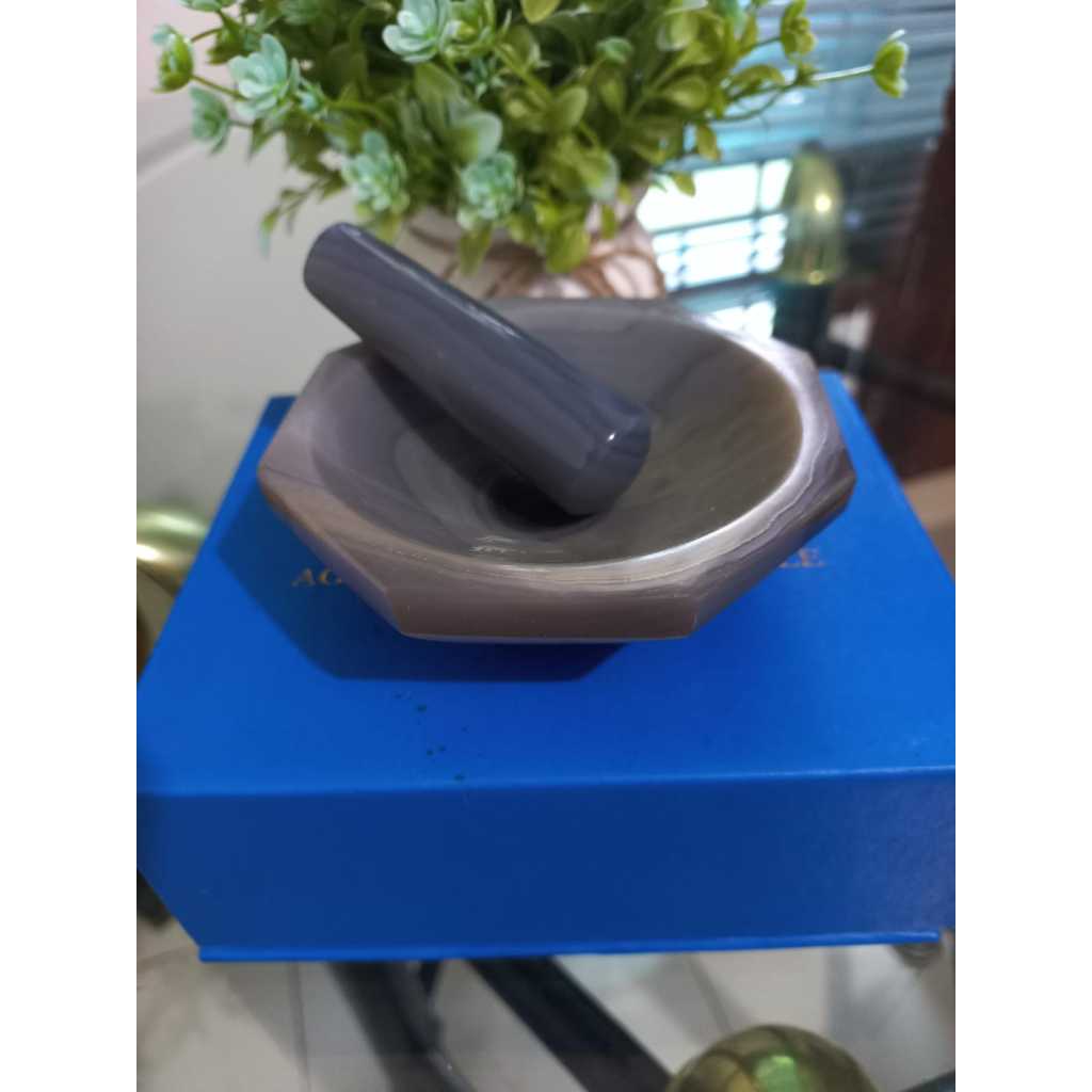 Agate Mortar and Pestle Batu Alam Agate Diameter 8 cm