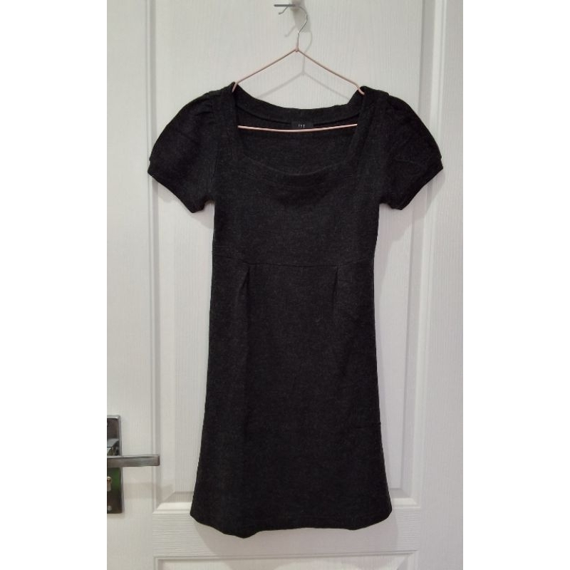 [Preloved] Rajut mini dress tunik hitam cantik tangan puffy leher kotak bahan halus no minus