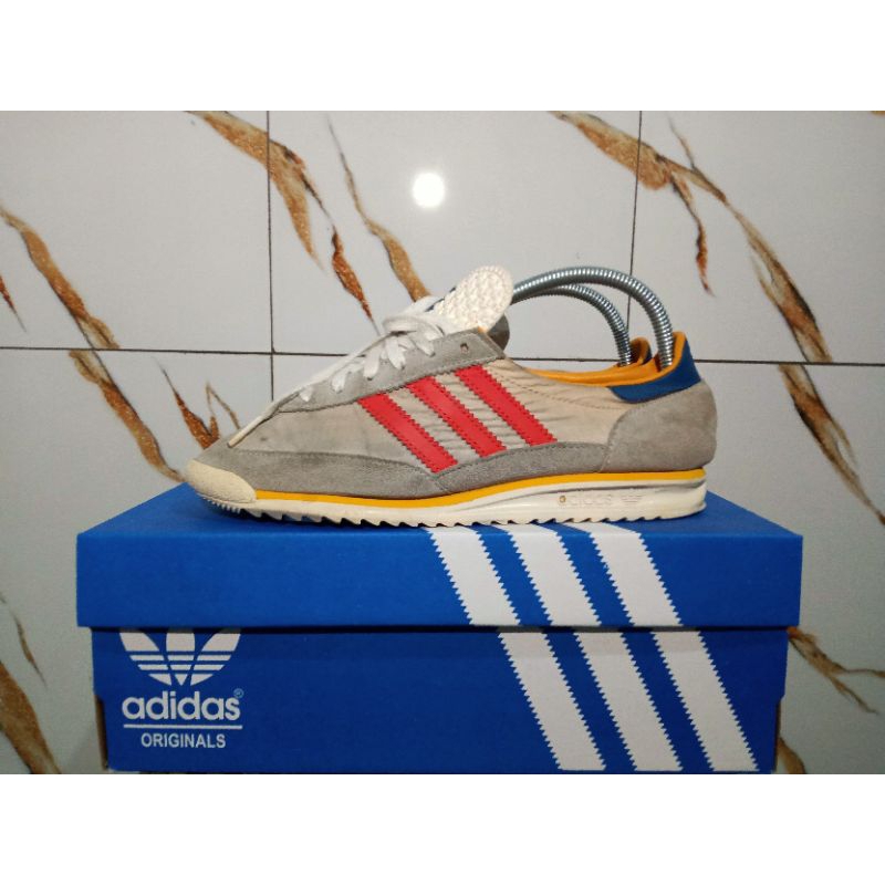 Sepatu Adidas SL 72 White Strip Orange.