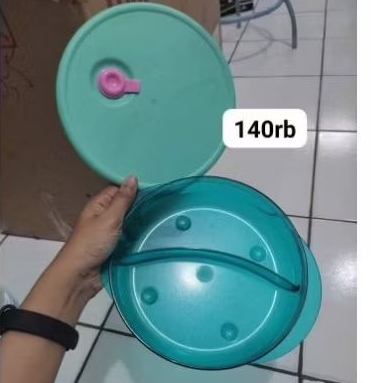SEKAT TUPPERWARE TOSCA