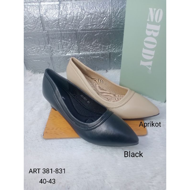 SEPATU HAK IMPORT WANITA NOBODY 381-831