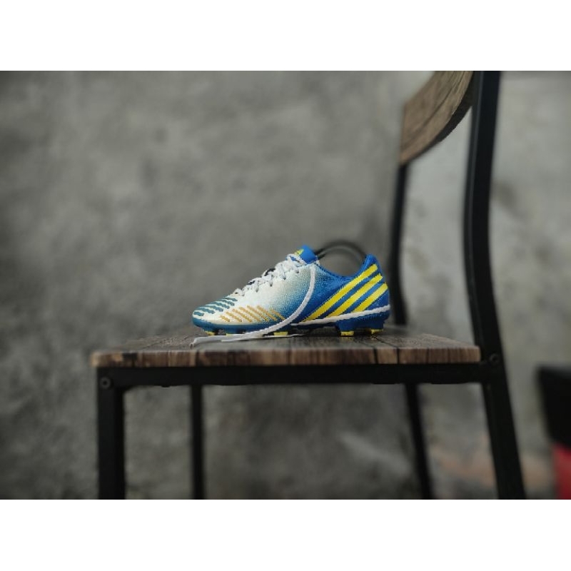 Sepatu Bola Adidas Predator Absolion LZ HG