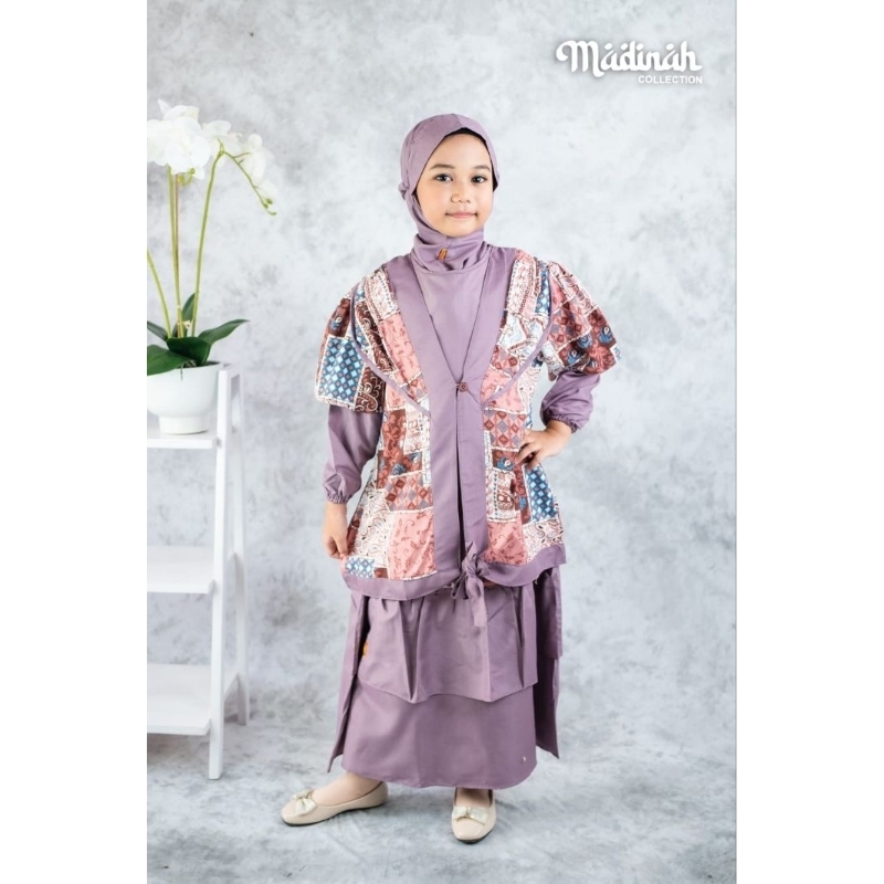 gamis anak tanggung perempuan satu set blazer dengan hijab BY MADINAH COLLECTION