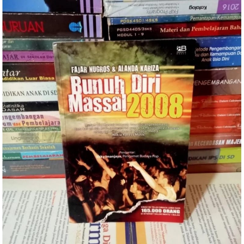 BUKU BUNUH DIRI MASSAL 2008 Fajar Nugros