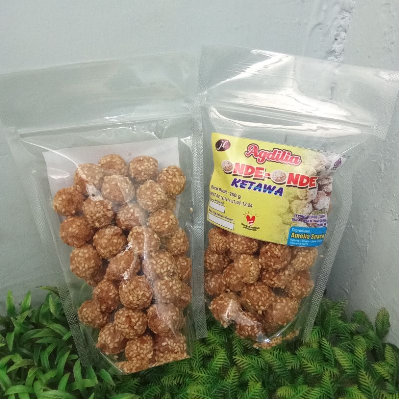 

Onde-Onde Ketawa Agdilia 250 dan 300 gram/Camilan Tradisional Berlapis Wijen