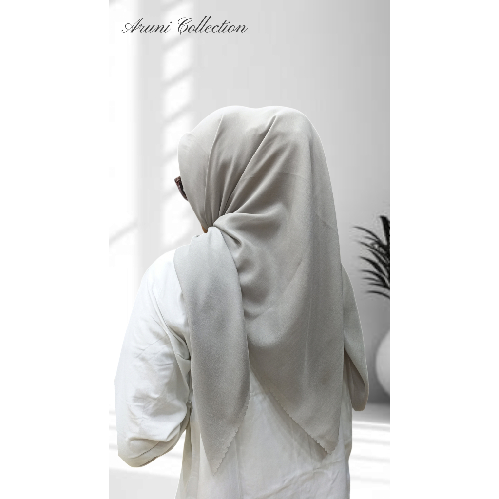 Hijab Polos Segi Empat Lasercut Bahan Voal - Voal Ultrafine - Tryspan Ultrafine