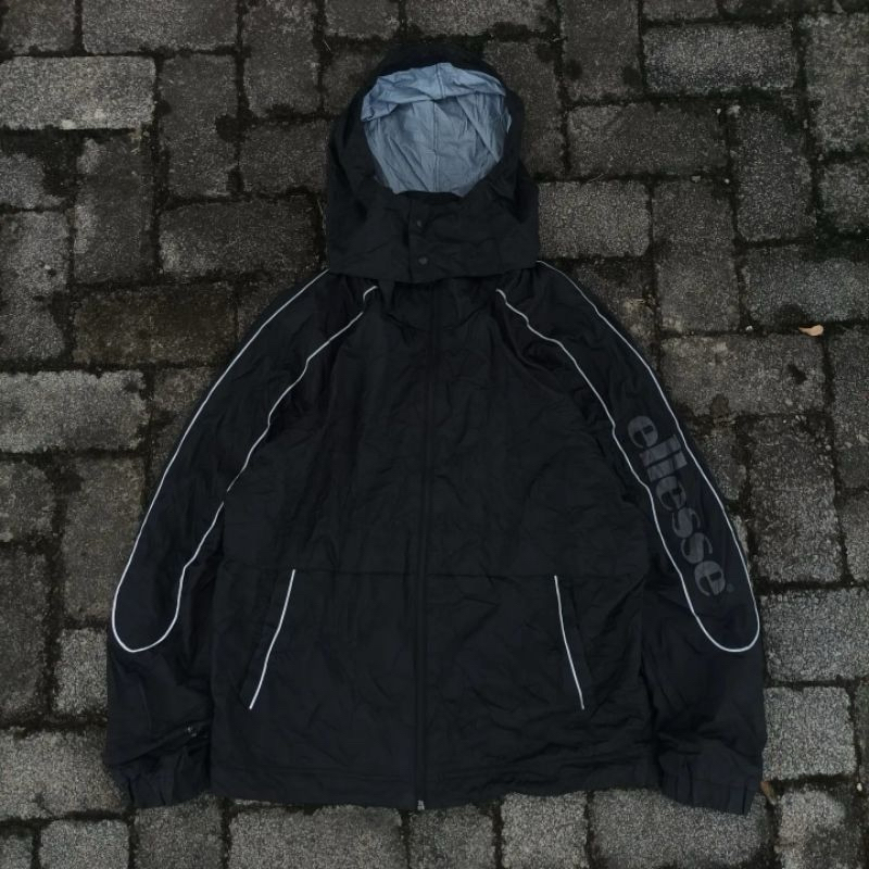 Ellesse Outdoor reflektif