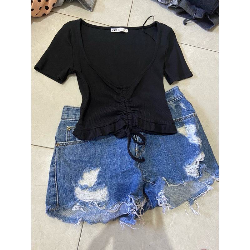 zara scrunchie top + shorts ripped jeans