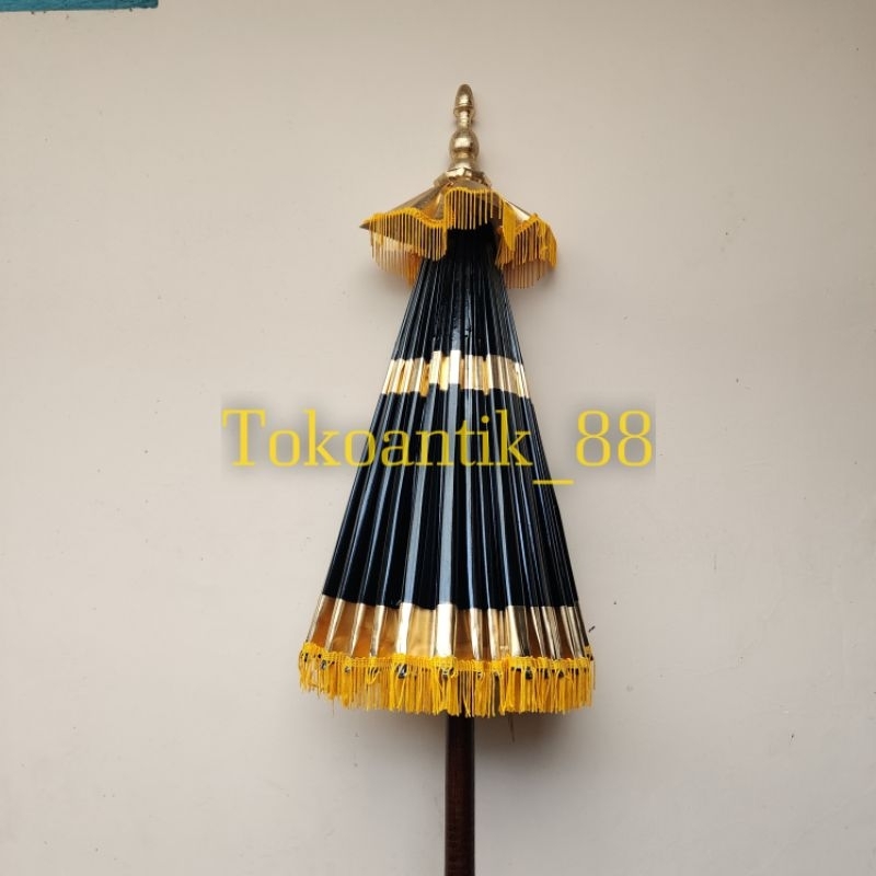 Payung Keraton Songsong agung warna hitam payung tunggal 2 meter