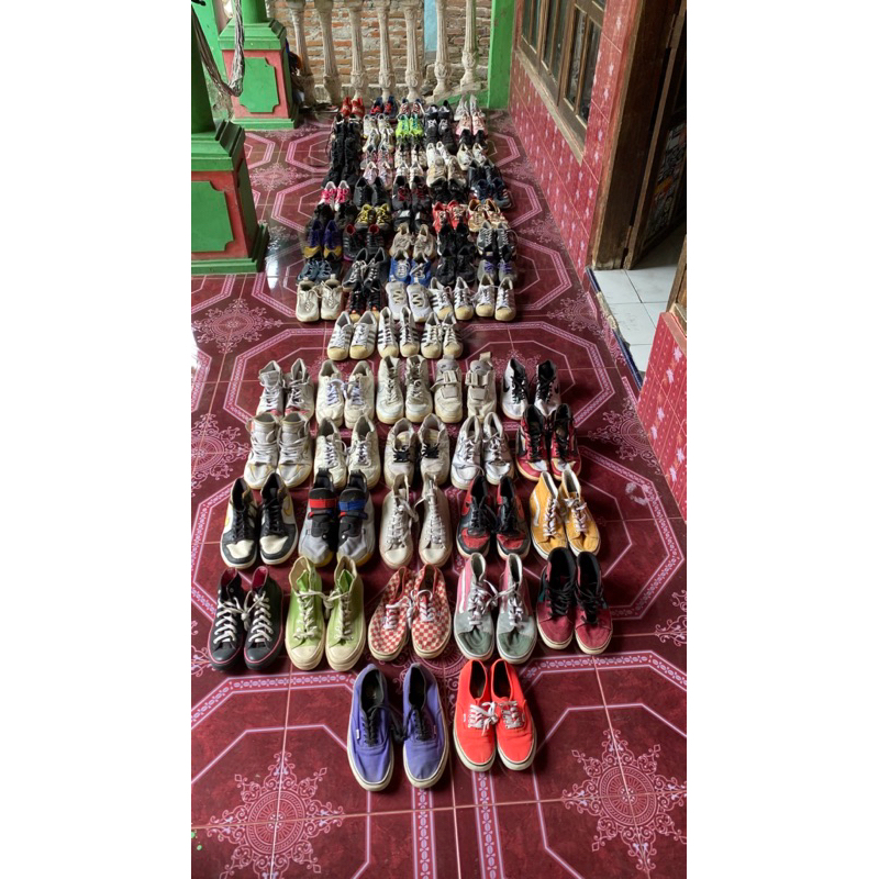 75 pasang sepatu original ball trifting paket usaha bekas layak pakai