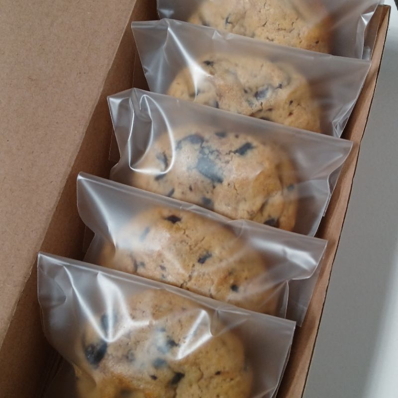 

Baked.bytya | Soft Baked Cookies Original (chocochips) | 5 Pcs | 55 gram