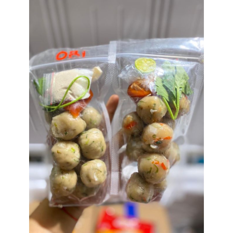

Cilok cirawang cirawit tulang rangu isi 10 + bumbu