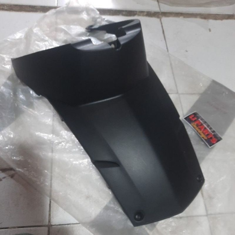80151 KVB 900 COVER CENTER TUTUP MESIN VARIO KARBU 110 COVER BODY BAWAH JOK VARIO KARBU 110 ORIGINAL