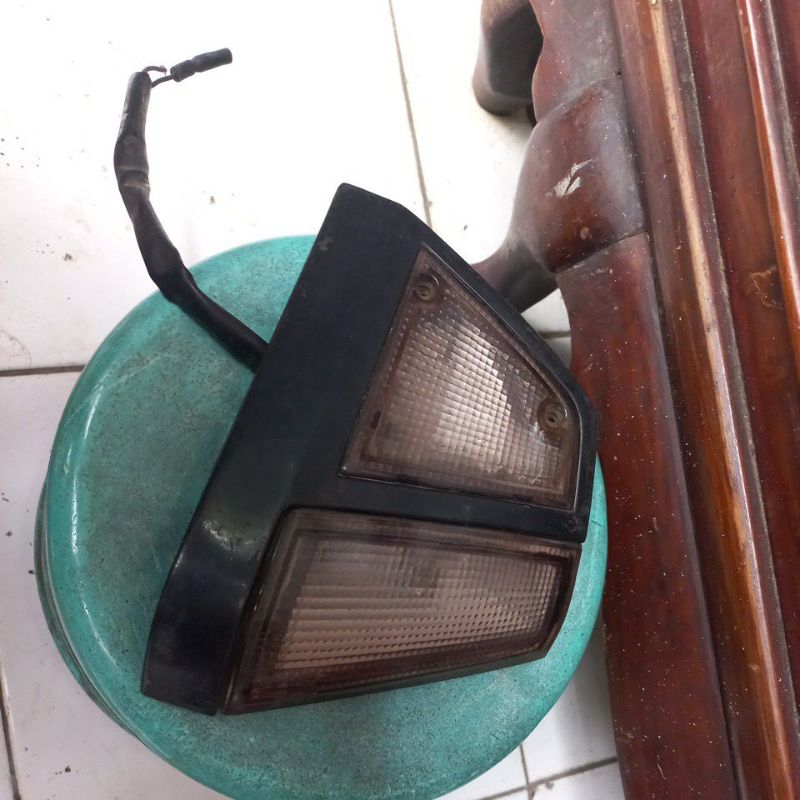 Lampu Sein Civic Wonder  84 sd 85 original