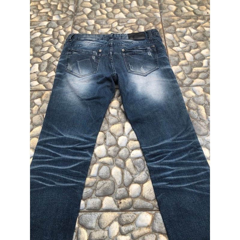 jeans feding gelap gacor