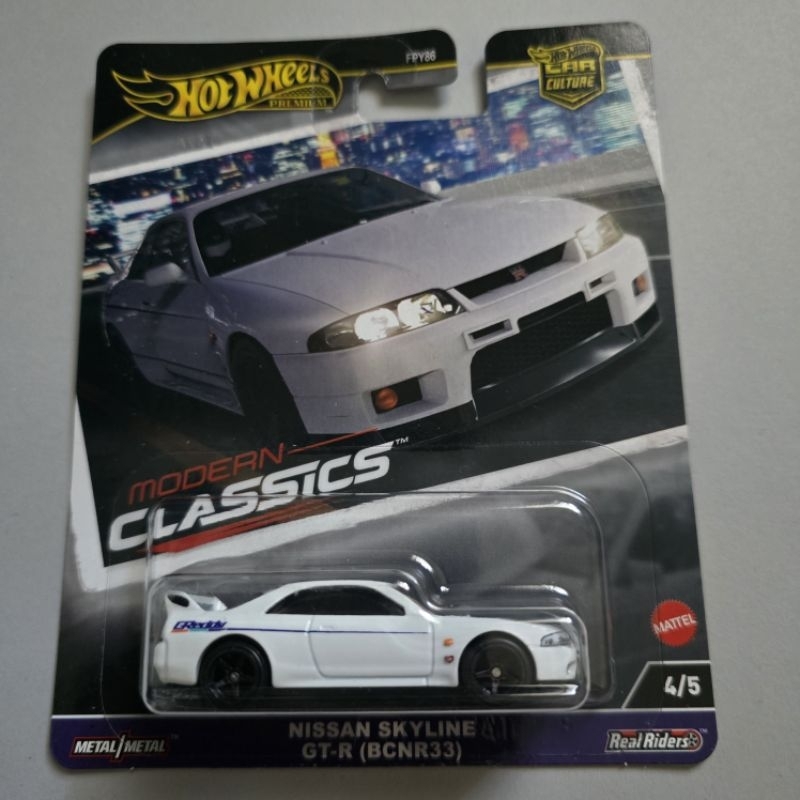 Hot Wheels Premium Modern Classic Nissan Skyline GTR R33