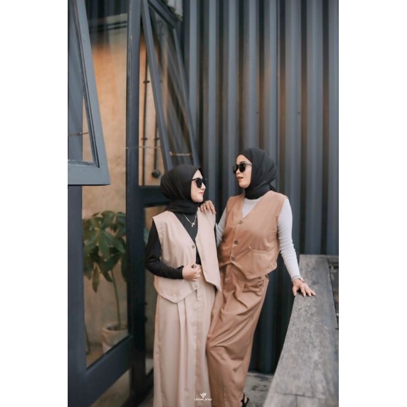 MUSTIKA SET ROK VINTAGE