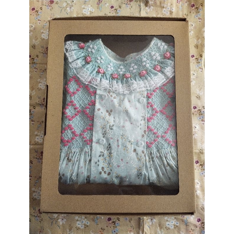 Smocked dress anak