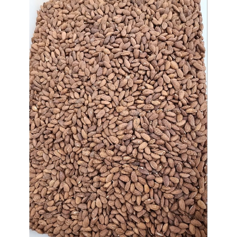 

Kacang Almond Mentah 10kg