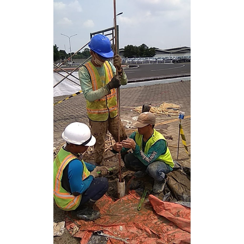 Penangkal Petir 2 Unit Splitzen Berkualitas Tinggi