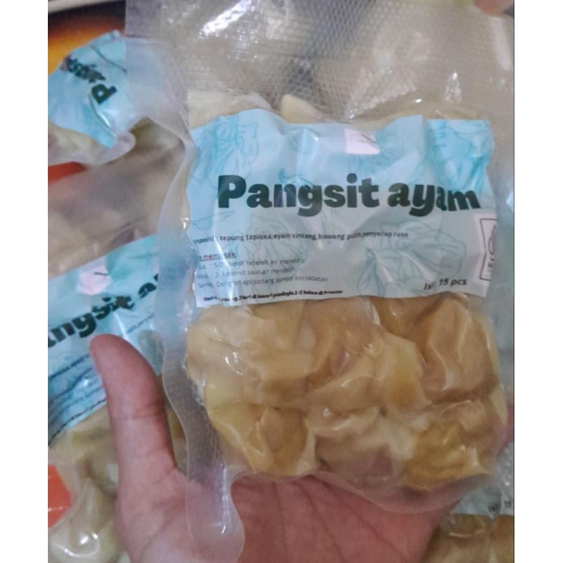

pangsit ayam