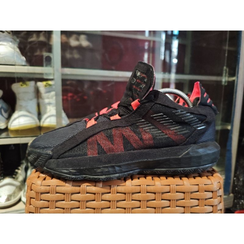 Sepatu Adidas Dame 6 GCQ Ruthless size 41,5