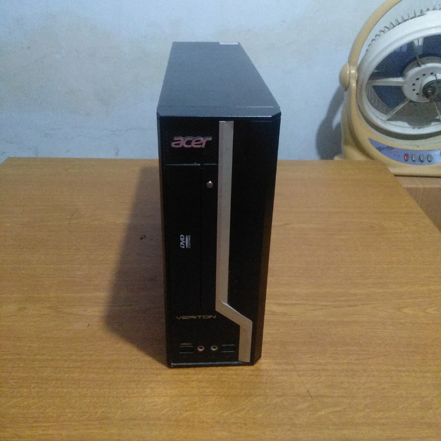

masih mini pc Acer Intel i3 4170 coller RGB ram 16GB ssd 200GB VGA 1GB kondisi normal os windows silakan order ready