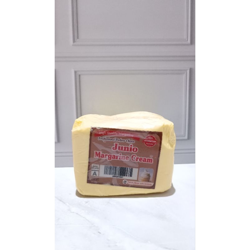 

[ 500 GRAM ] Margarine Junio Cream 500 Gram