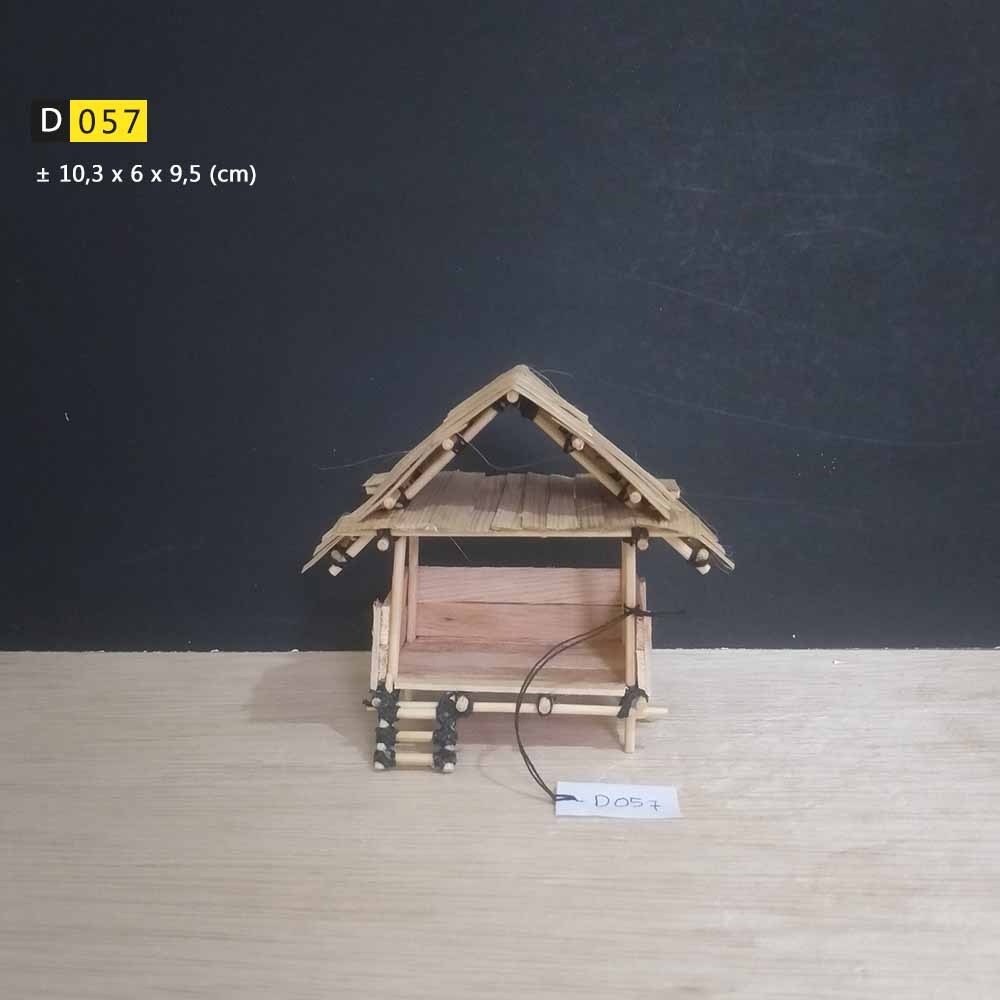 [D057] Miniatur Saung / gubuk /rumah kayu bambu stik eskrim aksesoris diorama/akuarium/aquascape