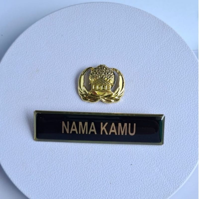 

Paket Name Tag Dan Pin Korpri Kuningan Dan Stainless Papan Nama Asn/Pns + Lencana Korpri