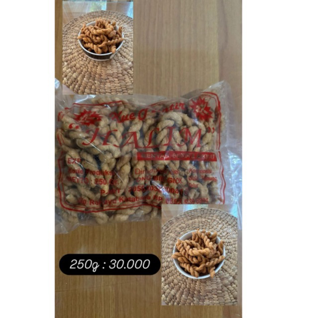 

Kue Pluntir kotabaru