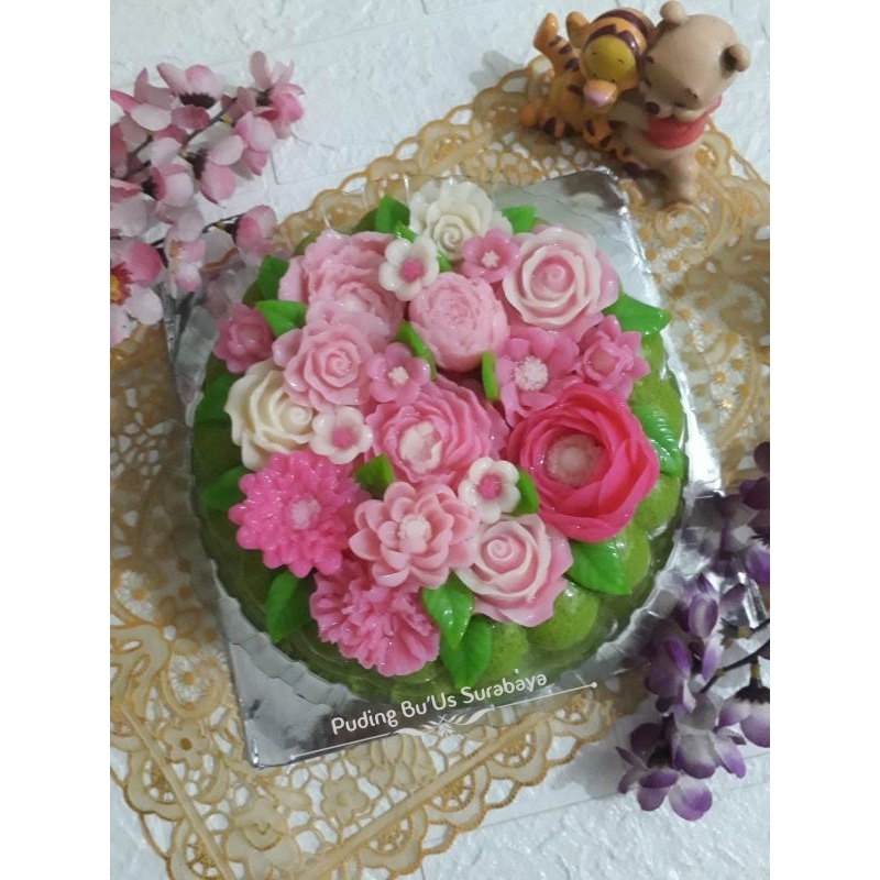 

(khusus instan) Puding kelapa muda pandan lumut puding ultah puding tart puding ulang tahun puding 3D puding karakter puding wedding puding anniversary puding engagement hampers puding