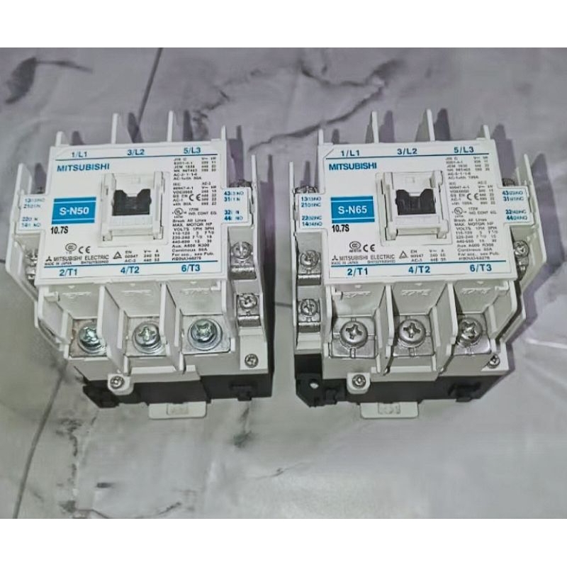 KONTAKTOR / CONTAKTOR MITSUBISHI SN50 SN-50 SN 50 80A 220V