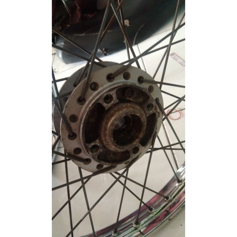 velg depan Honda karisma/Supra x 125/Revo lama