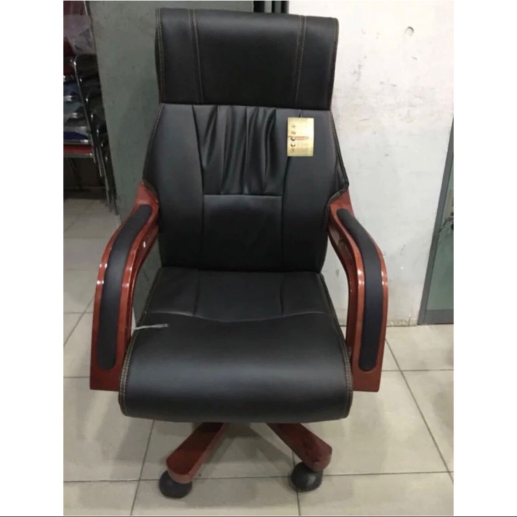 Kursi Direktur Kayu / Kursi Manager Kayu / Kursi Kantor Kayu / Kursi Kantor Mewah / Kursi Atasan Dir
