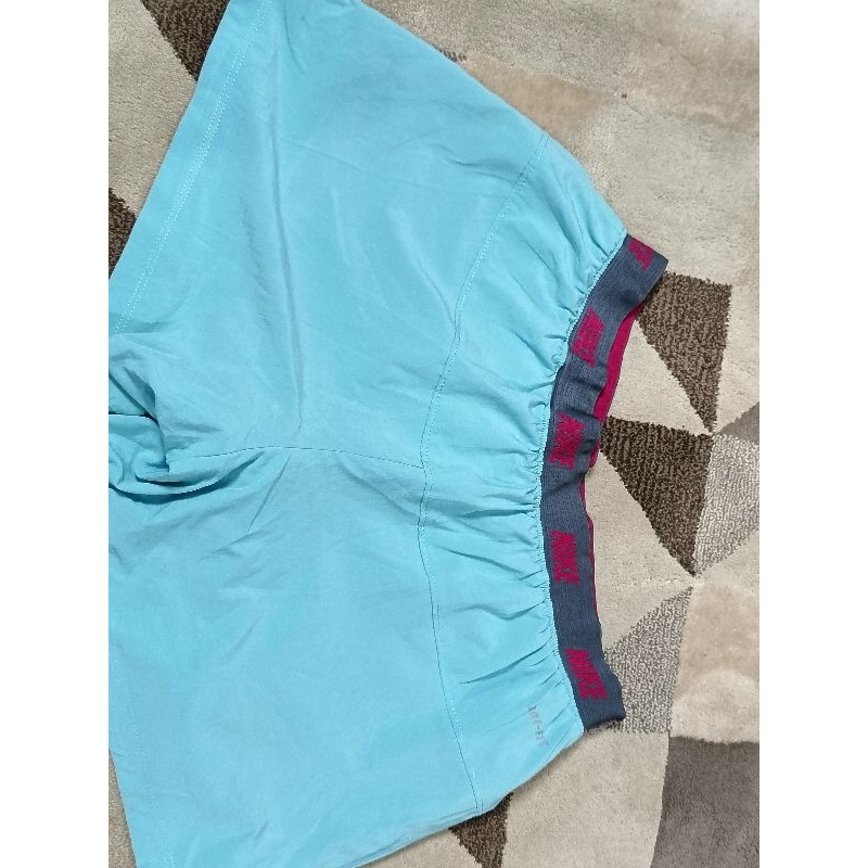 celana pendek olahraga nike preloved