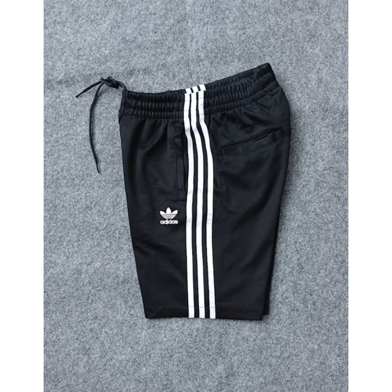running olah raga ADIDAS original cambodia