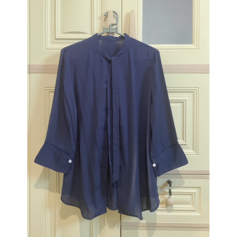 Preloved Blouse Navy