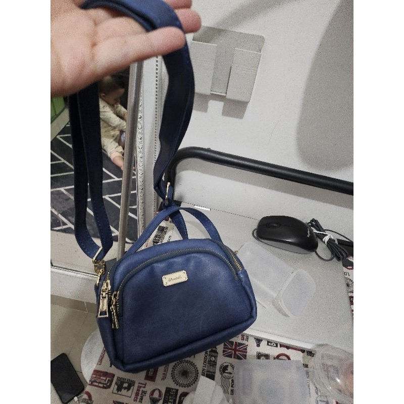 tas selempang  elizabeth  preloved