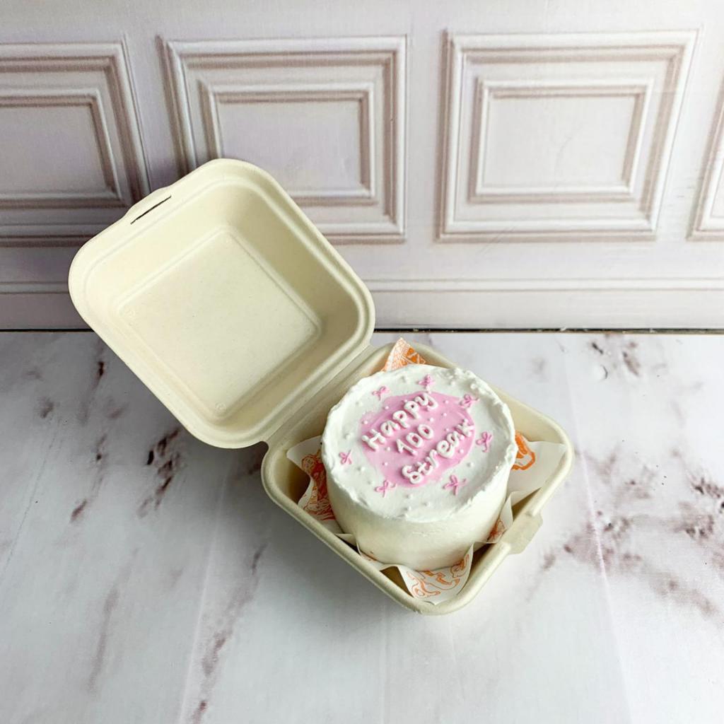 

Kue Ulang Tahun/Birthday cake/Kue Ultah Mini Tema Pita/Kue Birthday Jakarta