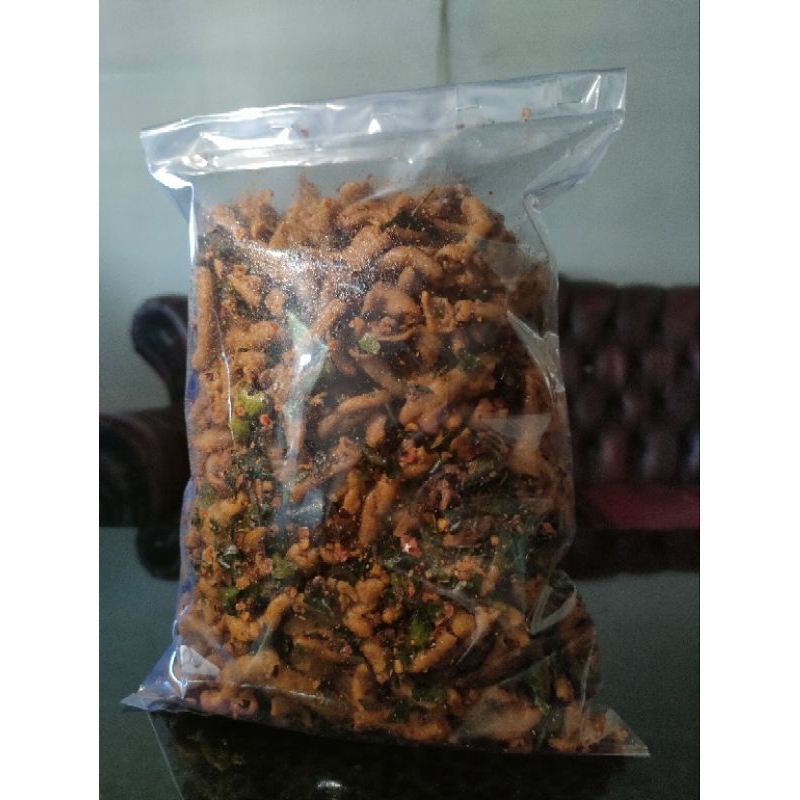 

kripik usus pedas daun jeruk 500g