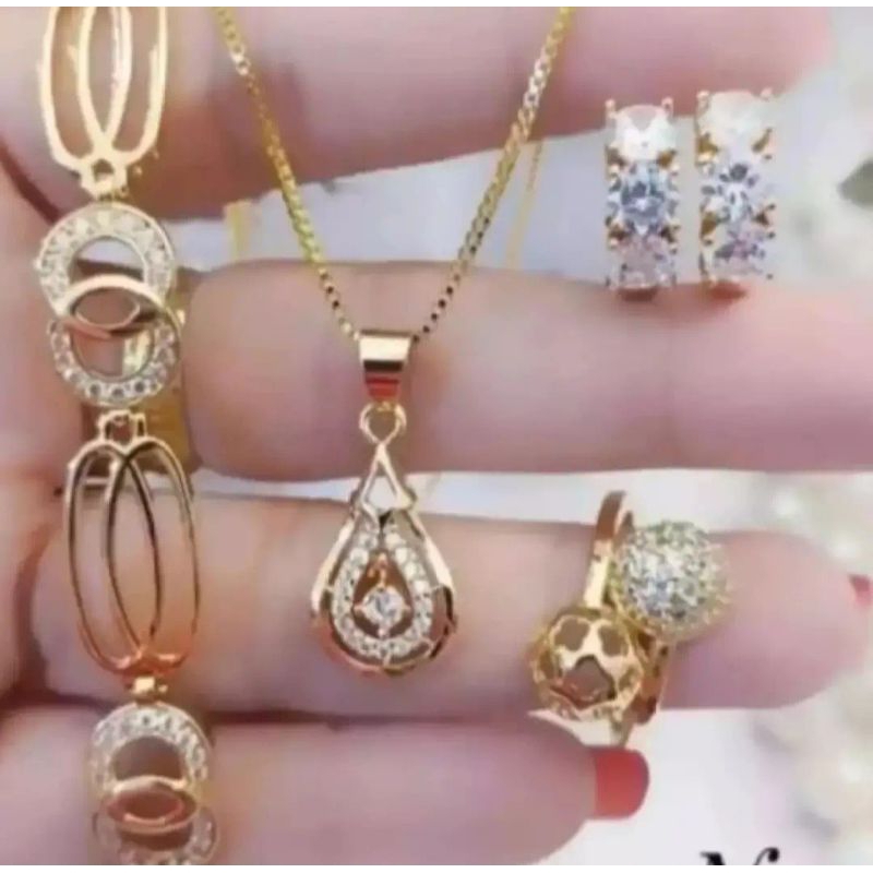 Kalung set gelang anting dan cincin penganti emas